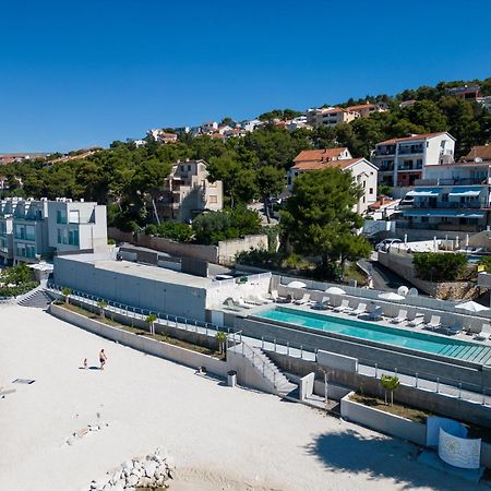 Livingstone Beach House 特罗吉尔 外观 照片