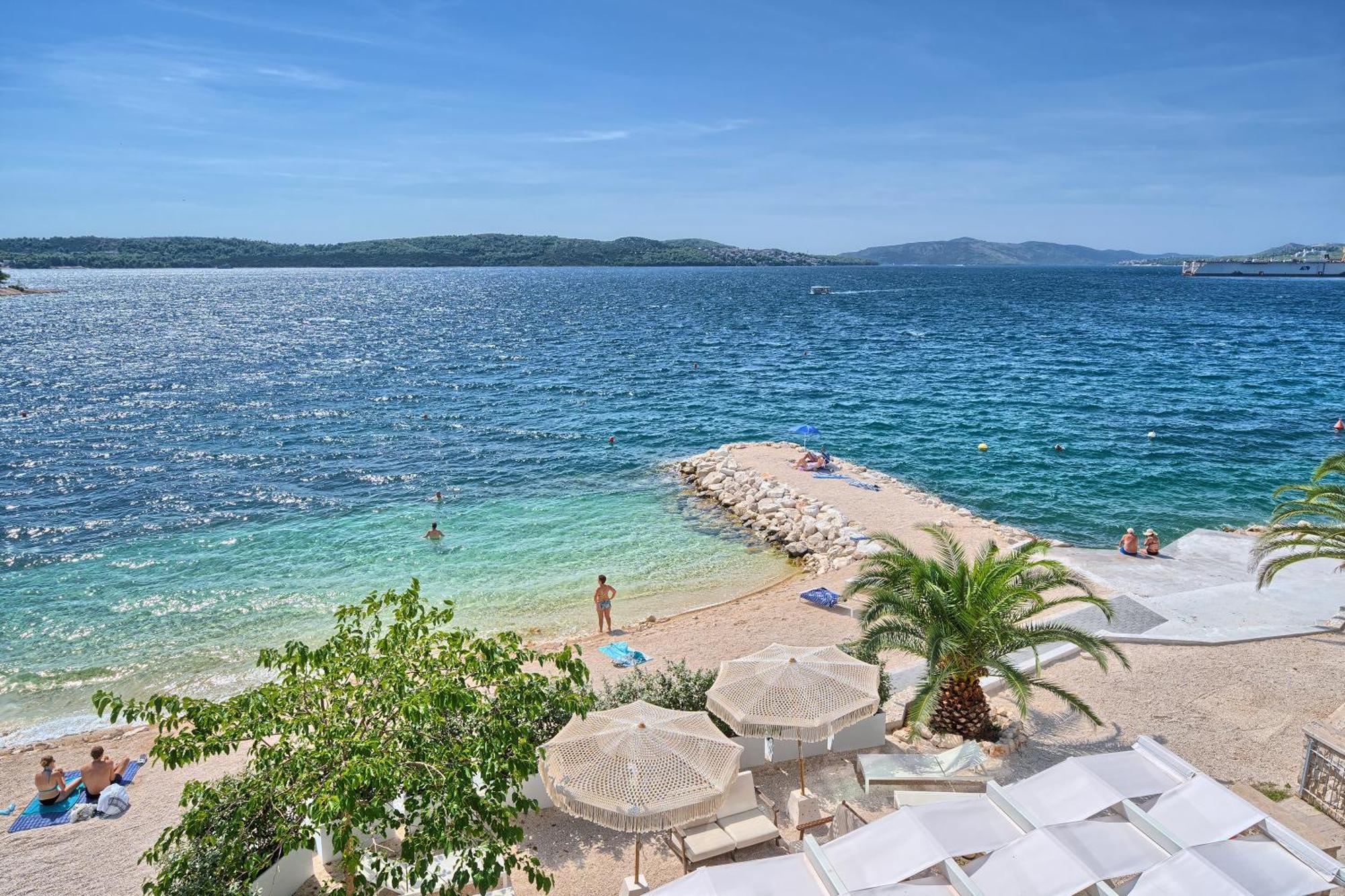 Livingstone Beach House 特罗吉尔 外观 照片