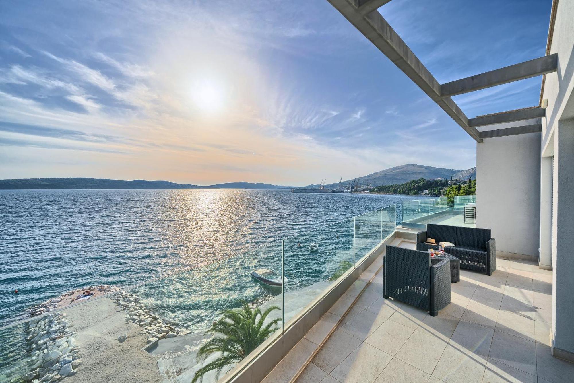 Livingstone Beach House 特罗吉尔 外观 照片