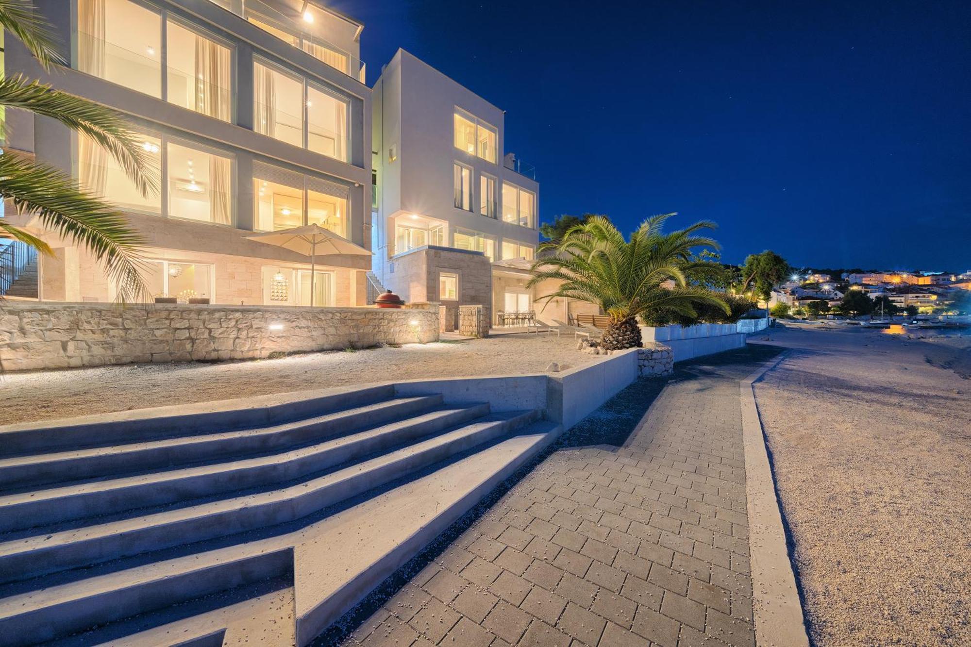 Livingstone Beach House 特罗吉尔 外观 照片