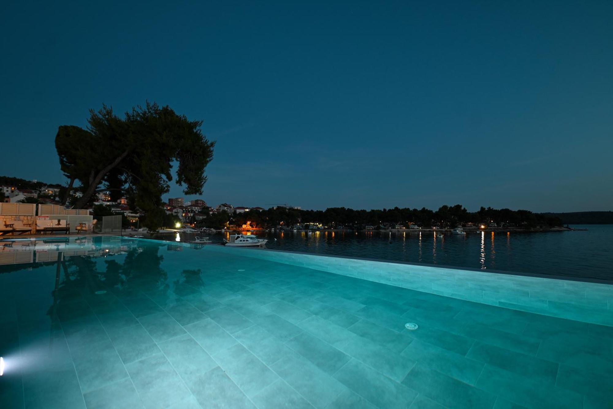 Livingstone Beach House 特罗吉尔 外观 照片